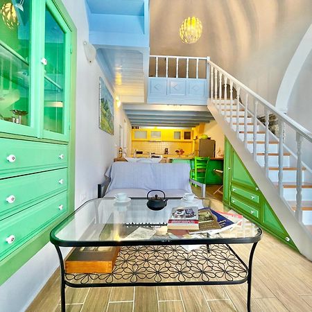 Seafront - Harbour View , Pitini 2 Apartment Đảo Sými Ngoại thất bức ảnh